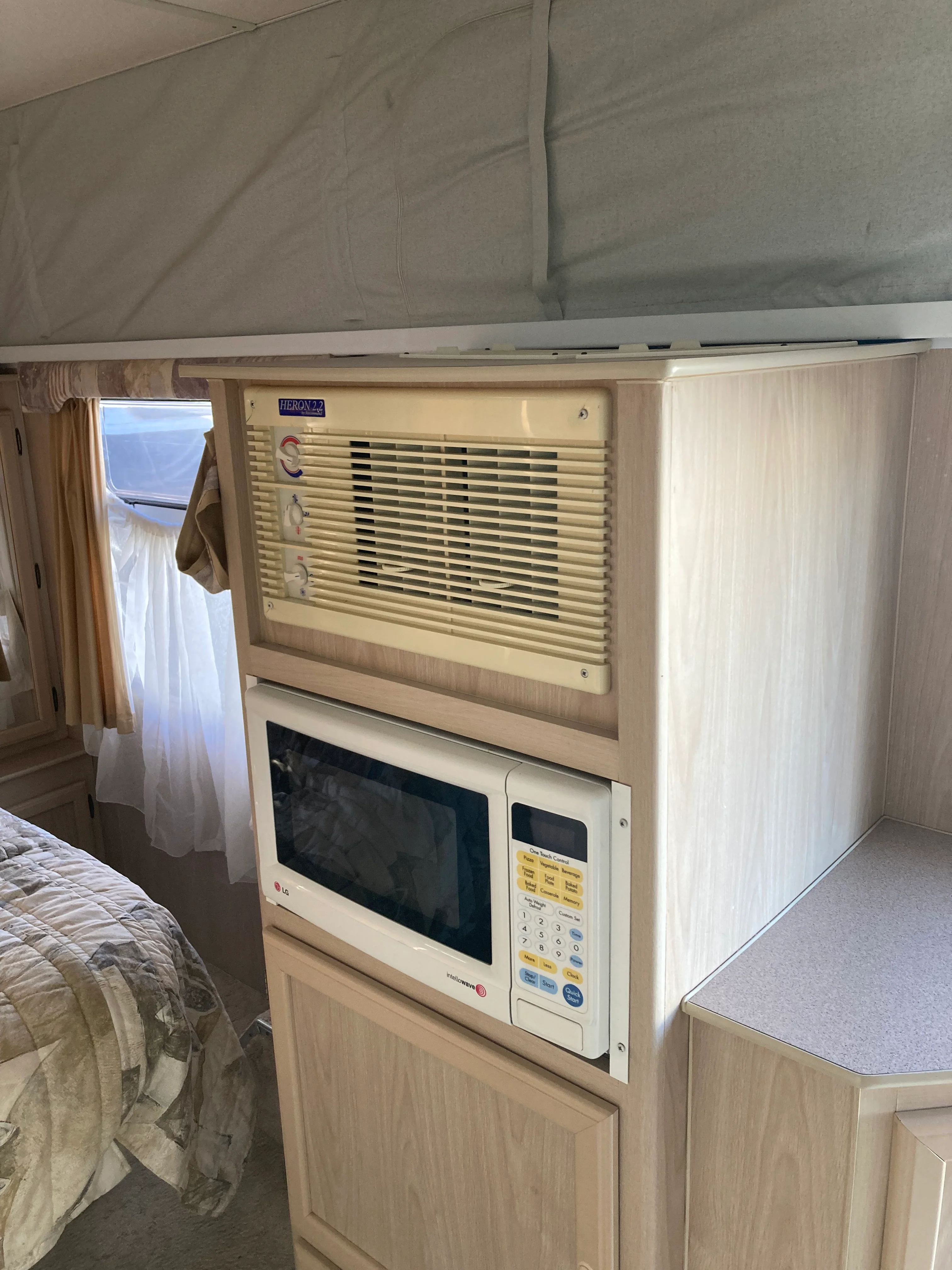 2001 Jayco Westport 18ft - Image 9