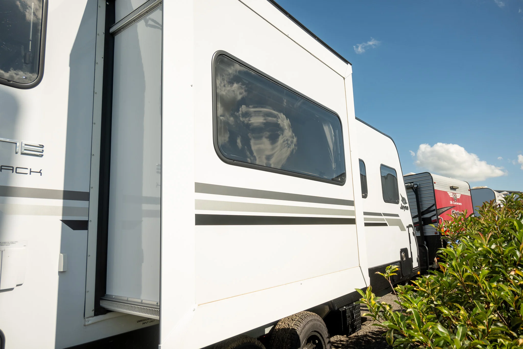 2024 Jayco Silverline 21'6" - Image 6