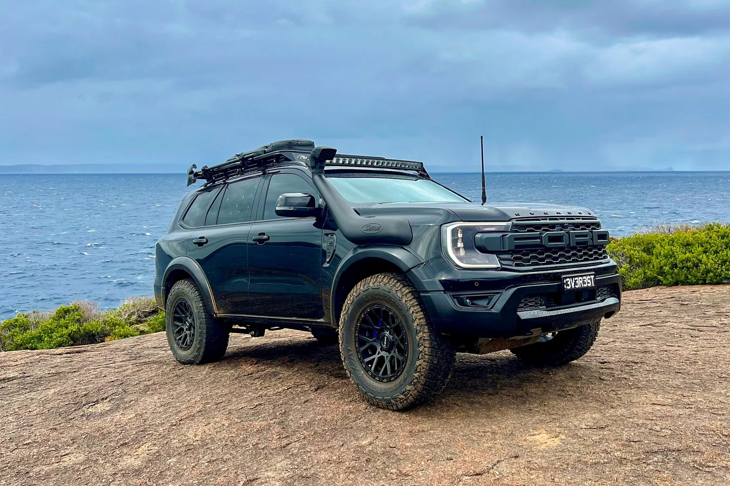 Ford Everest Next Gen 50" Curved Windscreen Mounting Brackets