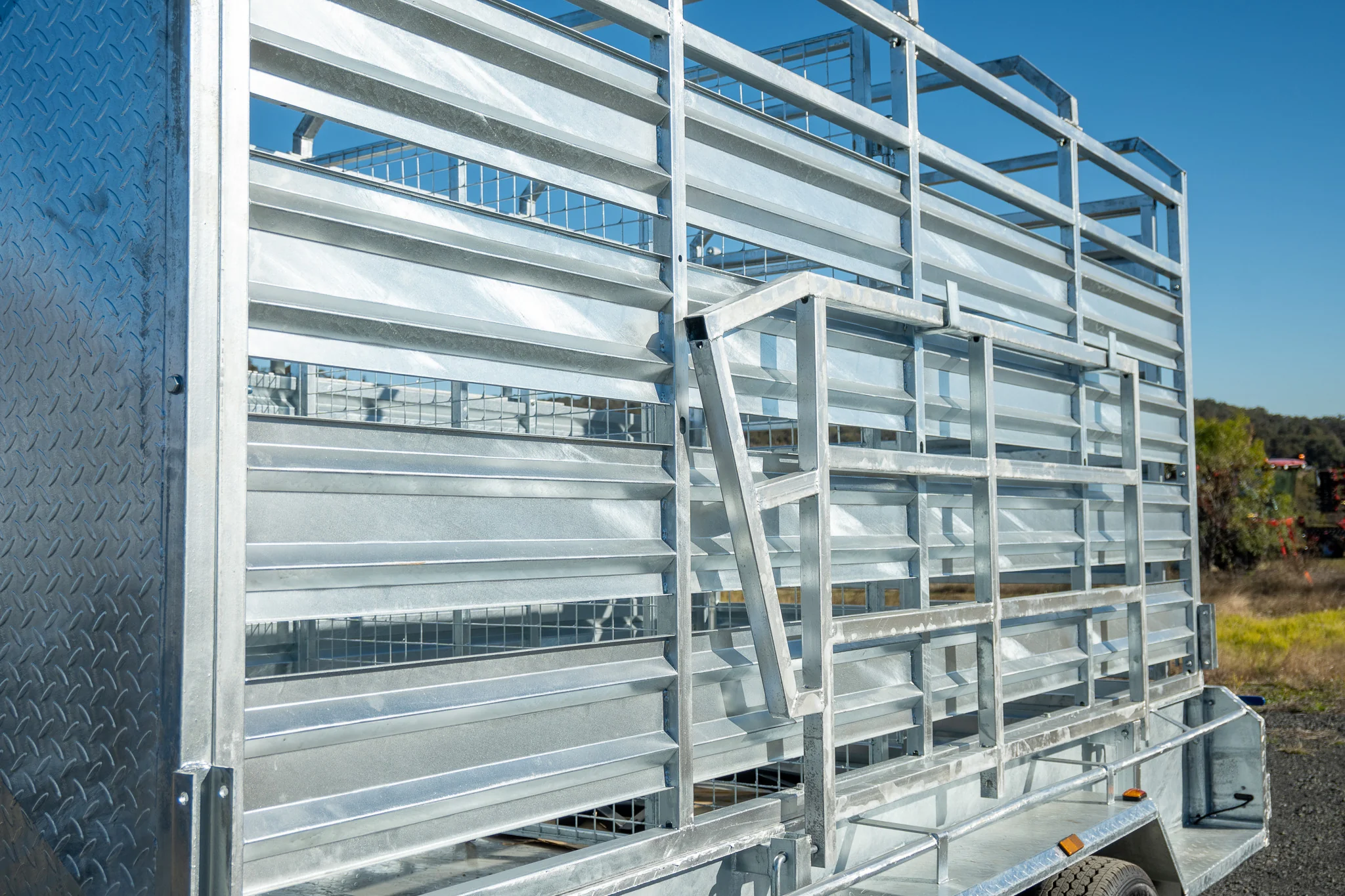MAKS Cattle & Livestock Trailer - Image 6