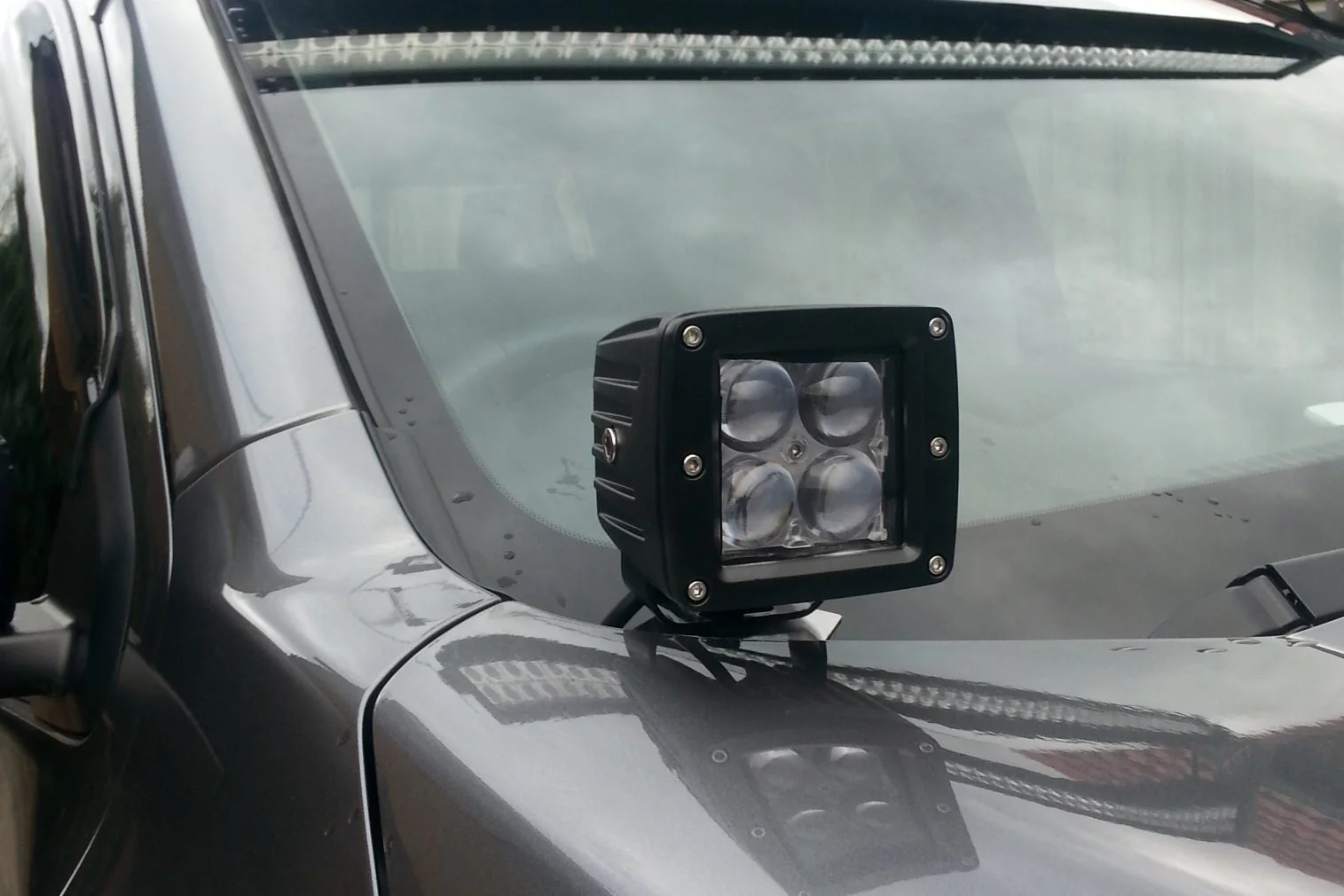 Nissan Navara NP300 Bonnet Hinge Ditch Light Bracket - Image 5