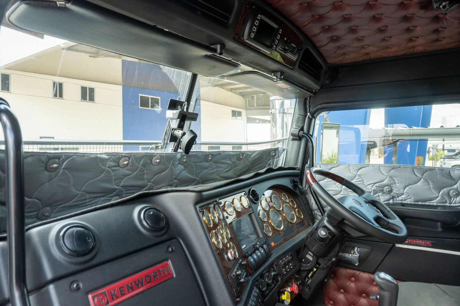 Solar Screens for MACK Trident - Image 5