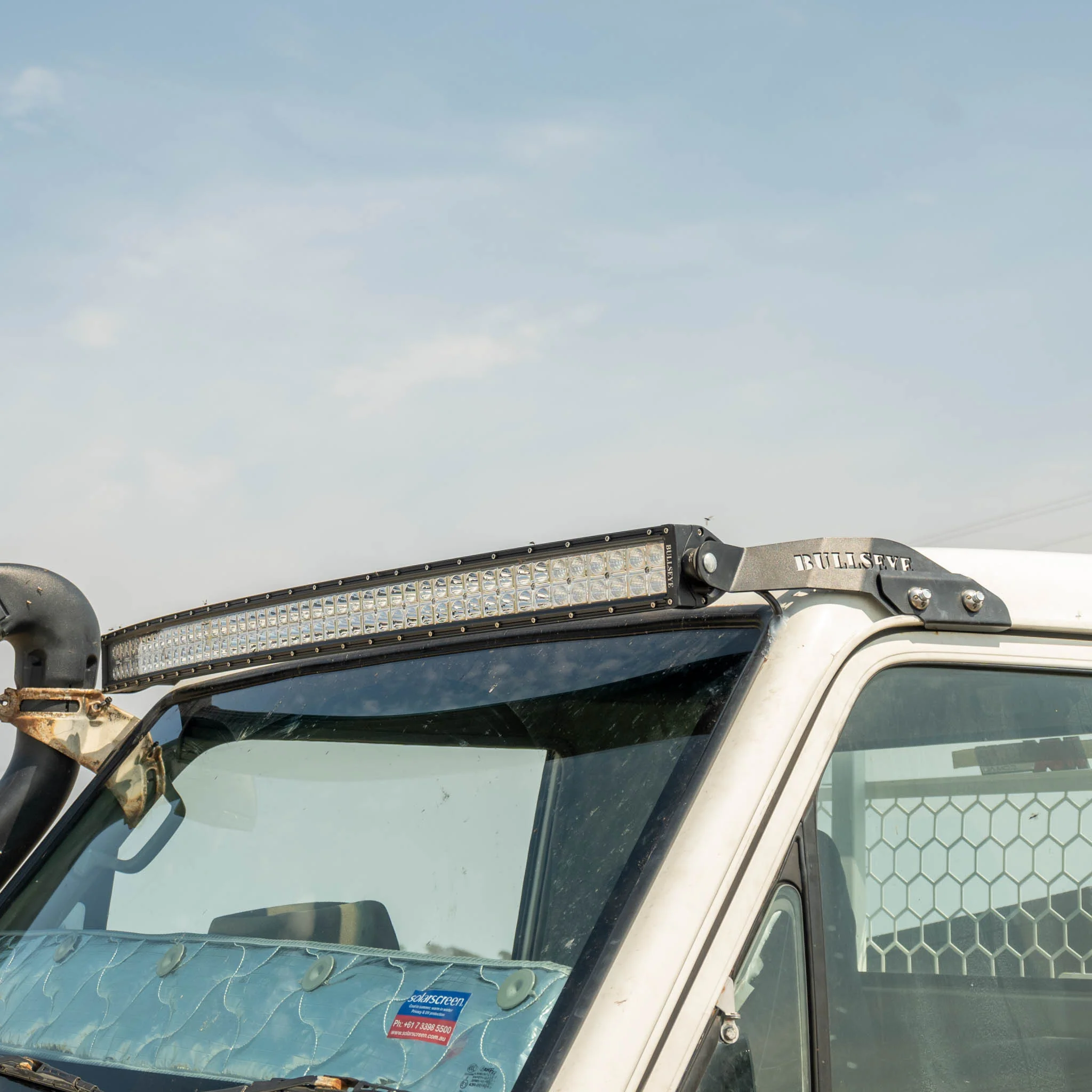 Toyota Landcruiser 79/76 Series 50″ Curved Windscreen Mounting Bracket - Image 7